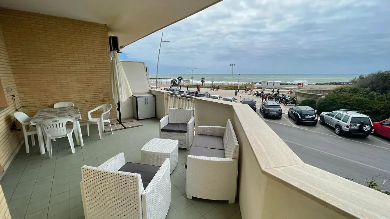 La Terrazza Sul Porto Apartamento Lido di Ostia 0*,  Itália