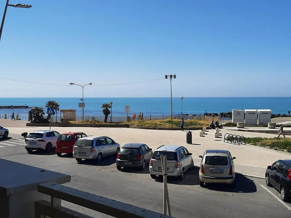 La Terrazza Sul Porto Apartamento Lido di Ostia 0*,